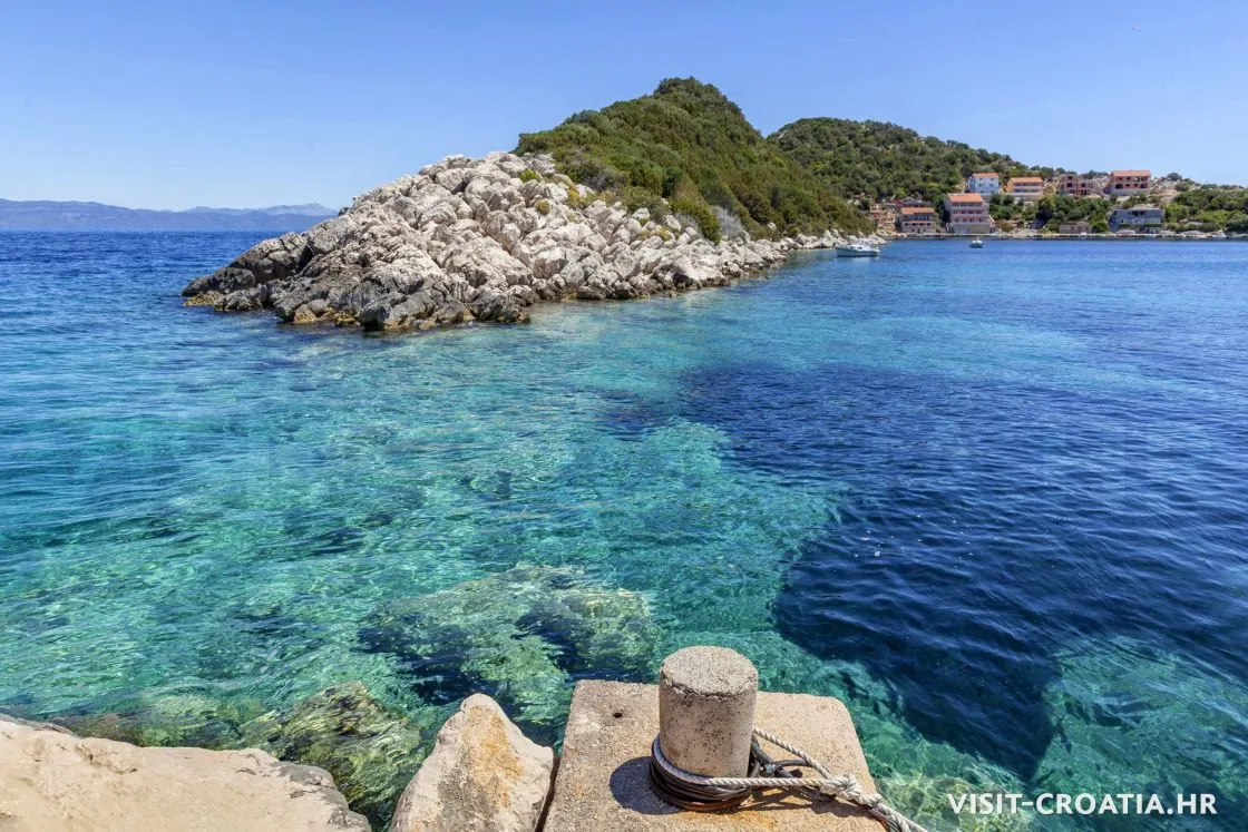 Uvala Zaklopatica, anchorage in Općina Lastovo, Croatia — photo 8