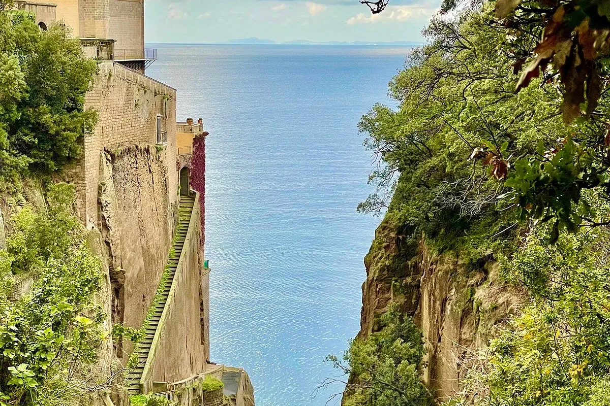 Golfo del Pecoriello, anchorage in Italy