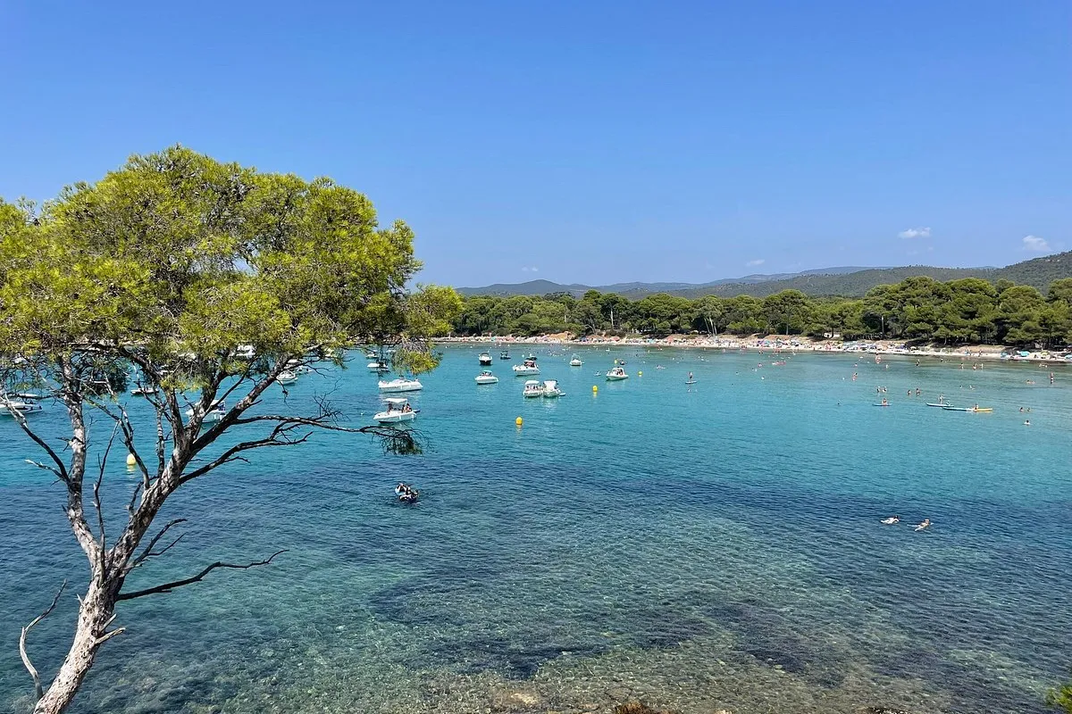 Plage du  Grand Jardin, stop in France