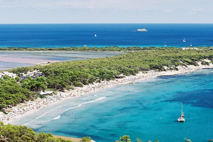 Platja de ses Salines, stop in Formentera, Spain — photo 8