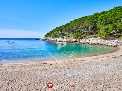 Uvala Žal, anchorage in Croatia — photo 2