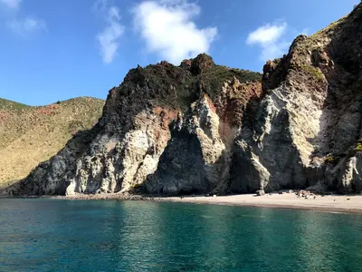 Spiaggia di Vinci, stop in Lipari, Italy — photo 3