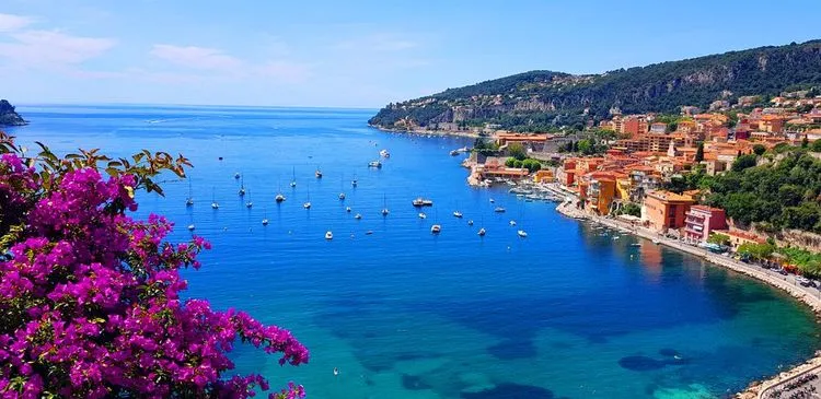 Rade de Villefranche-sur-Mer Anchorage in France — photo 6