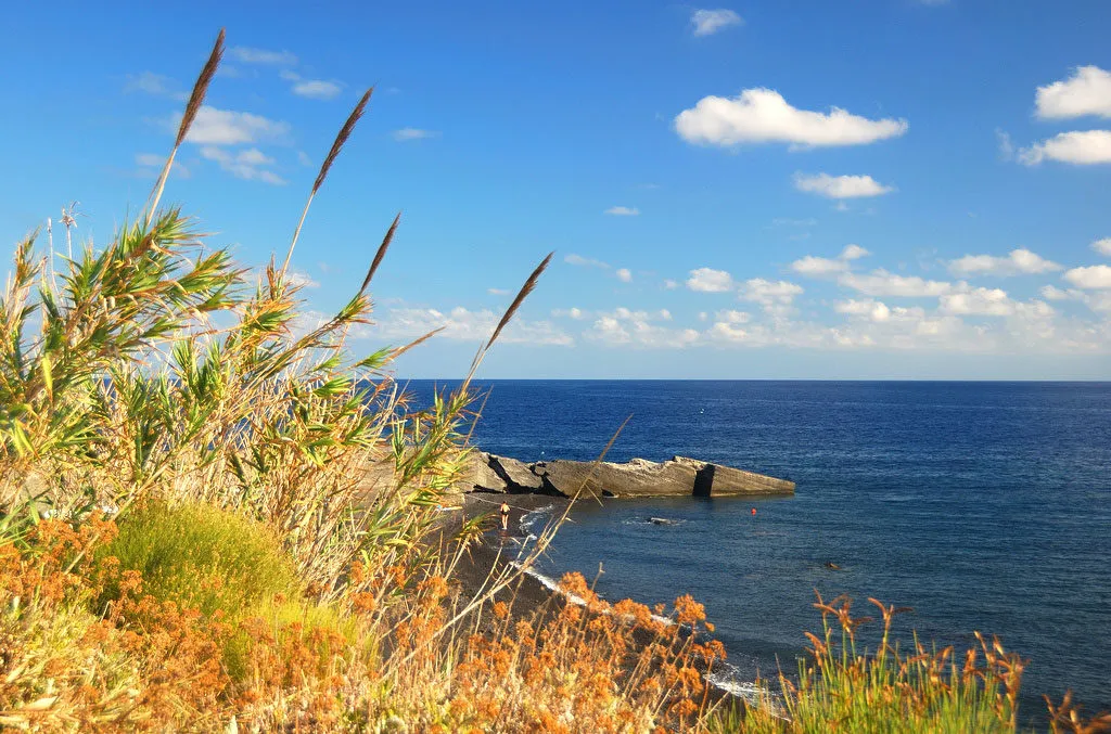Spiaggia Puntalena, stop in Lipari, Italy — photo 4