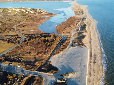 Chappaquiddick Beach, stop in United States — photo 3