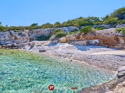 Luka Rukavac, harbour in Grad Vis, Croatia — photo 5