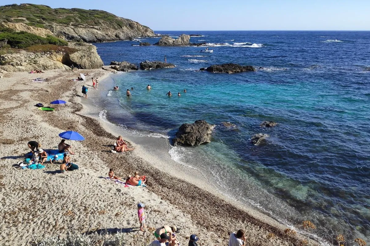 Plage de la Gabrielle, stop in France