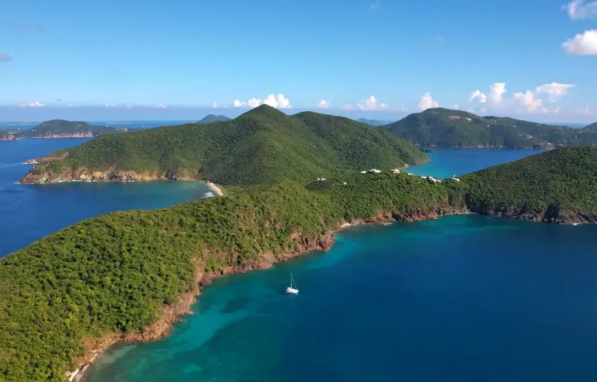 Deep Bay, anchorage in Five Islands, Antigua and Barbuda — photo 5