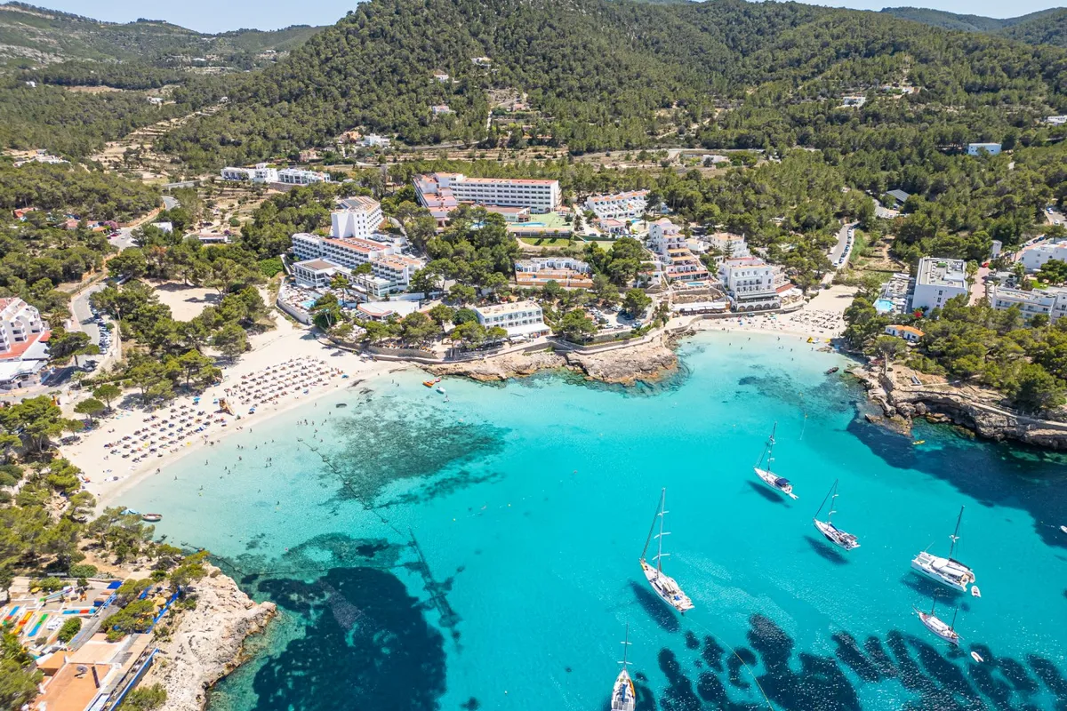 Cala Portinatx, anchorage in Spain