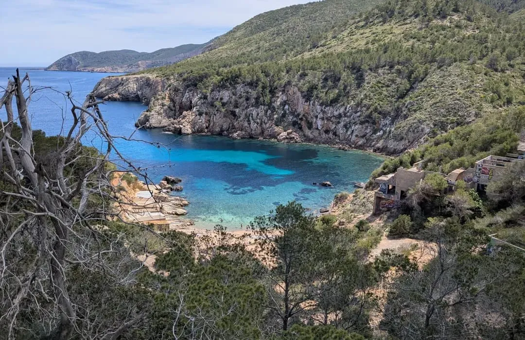 Cala Portinatx, anchorage in Spain — photo 7