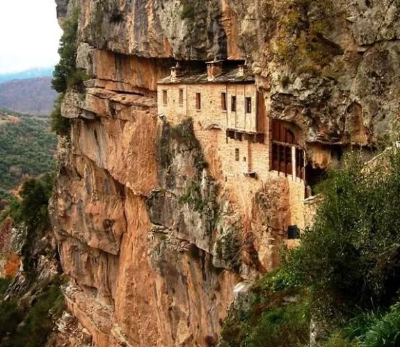 Monastiri, stop in Greece — photo 9