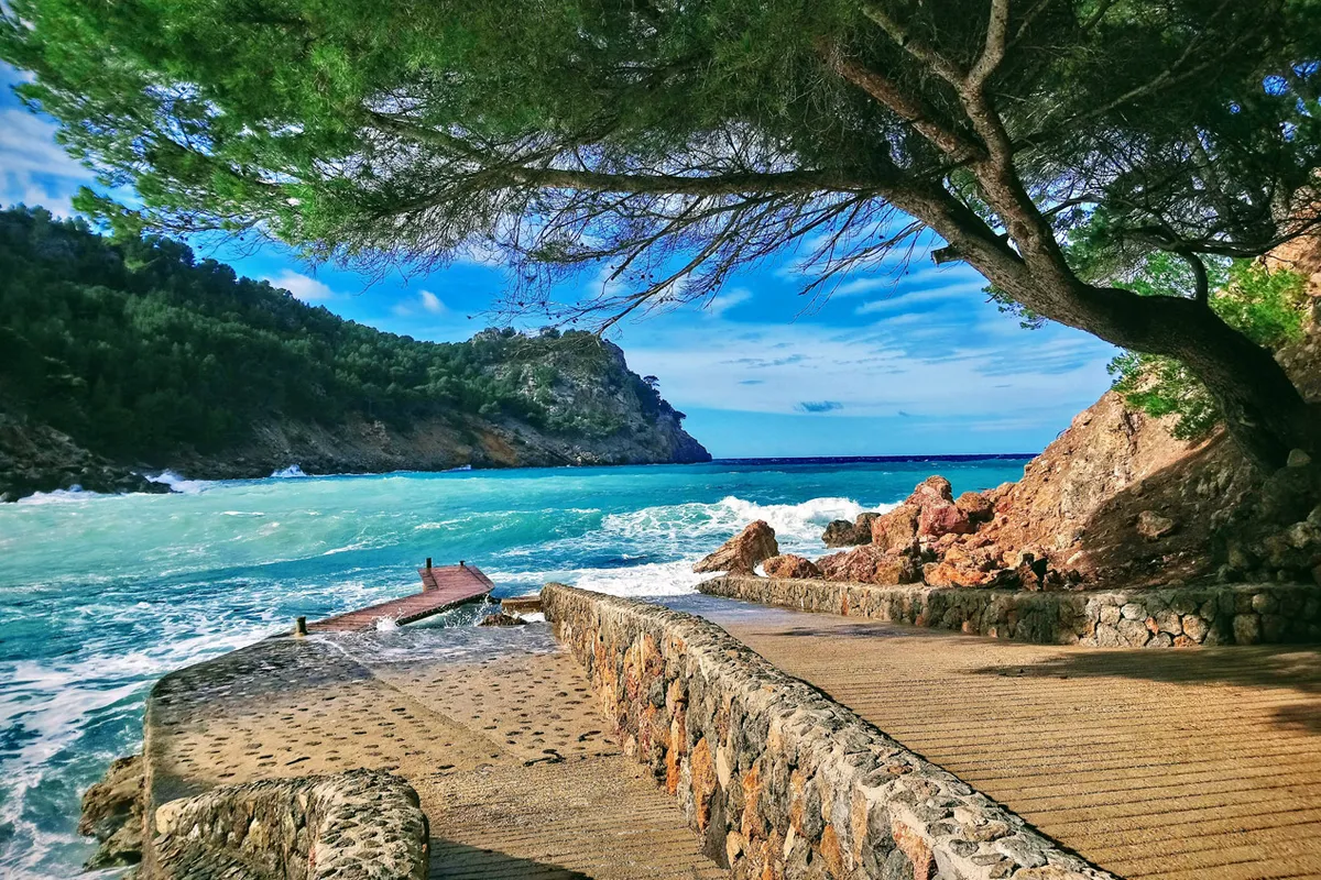 Cala Tuent, anchorage in Spain — photo 3