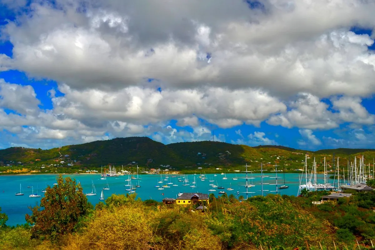 Carlisle Bay, anchorage in Falmouth, Antigua and Barbuda — photo 3