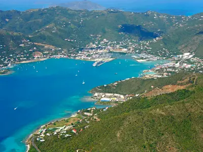 Garner Bay, anchorage in Road Town, British Virgin Islands — photo 5