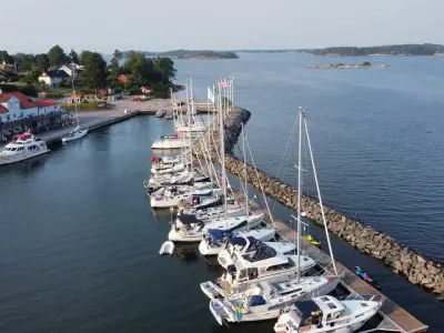 Berg Anchorage in Ljungsbro — photo 2