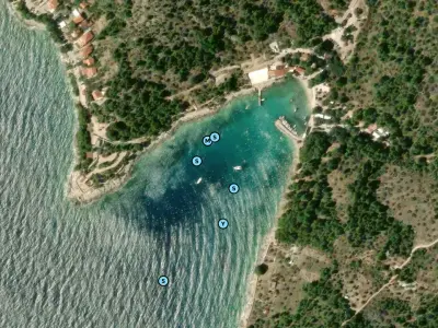 Uvala Brnac veli, anchorage in Croatia — photo 5