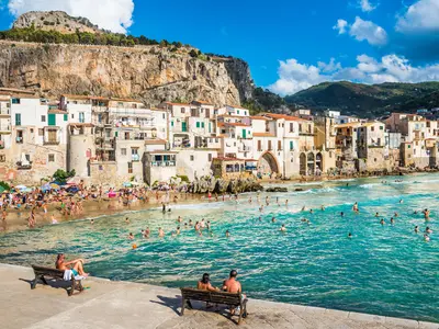 Spiaggia di Cefalù, stop in Cefalù, Italy — photo 3