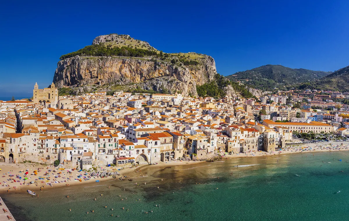 Spiaggia di Cefalù, stop in Cefalù, Italy — photo 8