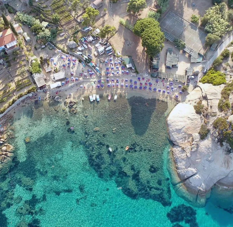 Cala Smeraldo, anchorage in Giglio Porto, Italy — photo 3