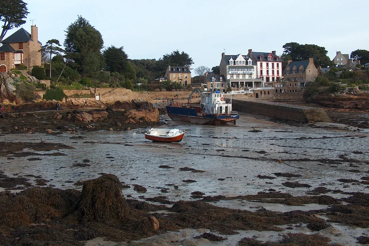 Port Clos, stop in France