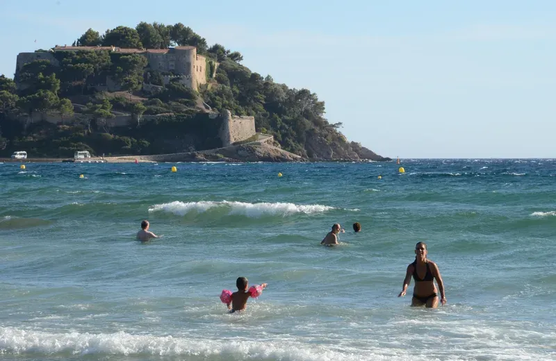Plage de Cabasson, stop in France — photo 8