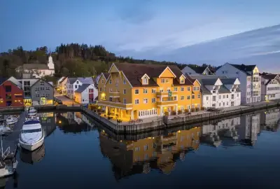 Flora, stop in Florø, Norway — photo 4
