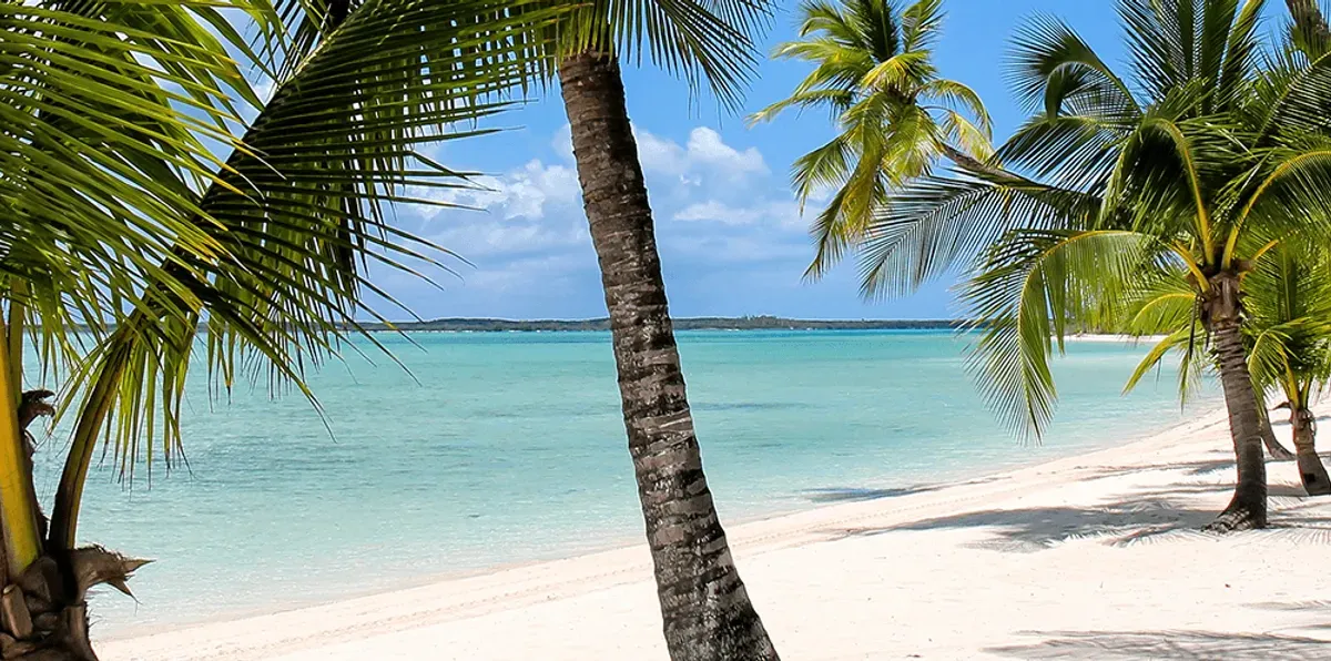Old Fort Bay Island, stop in New Providence, Bahamas — photo 3