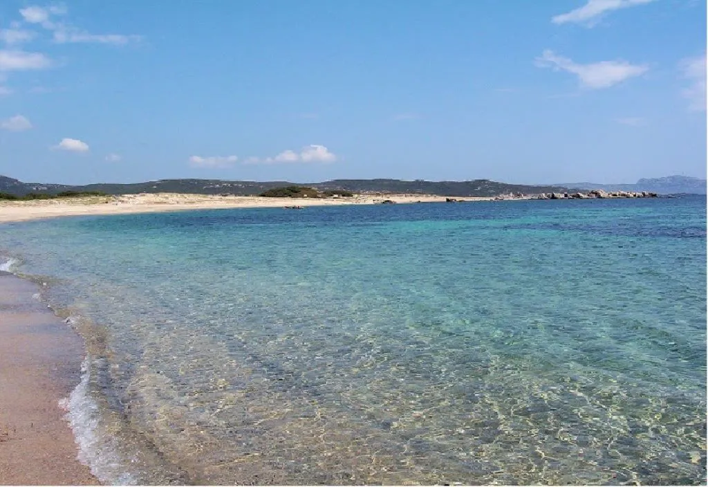 Anse de Chevanu, anchorage in France — photo 7