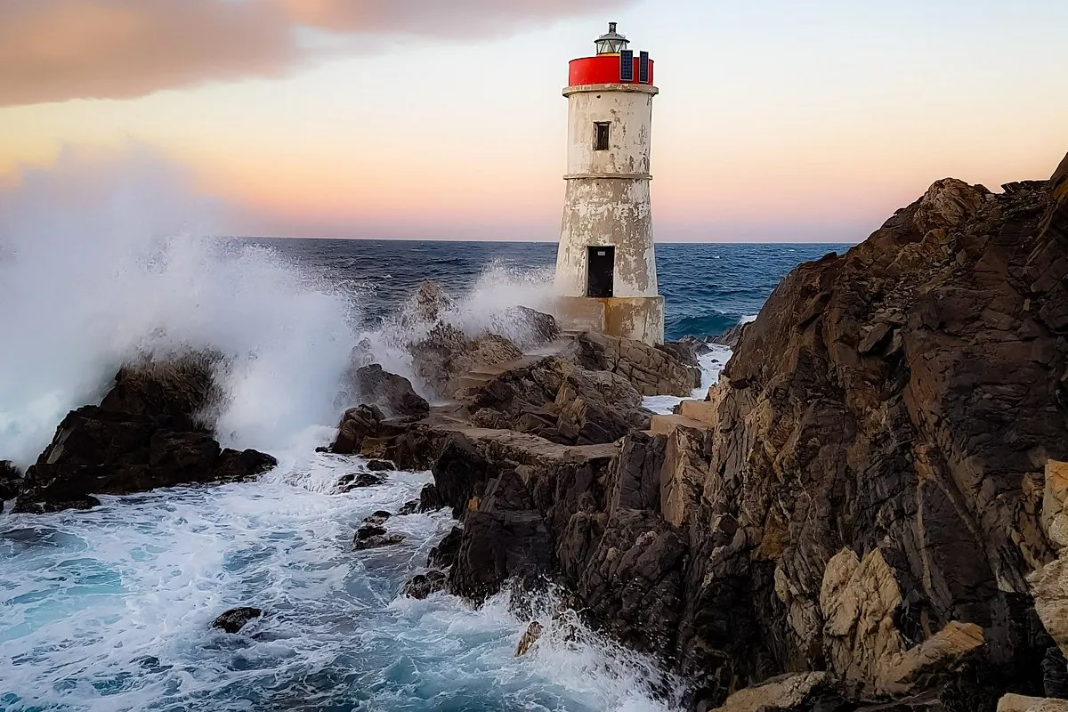 Capo Faro, stop in Italy — photo 6