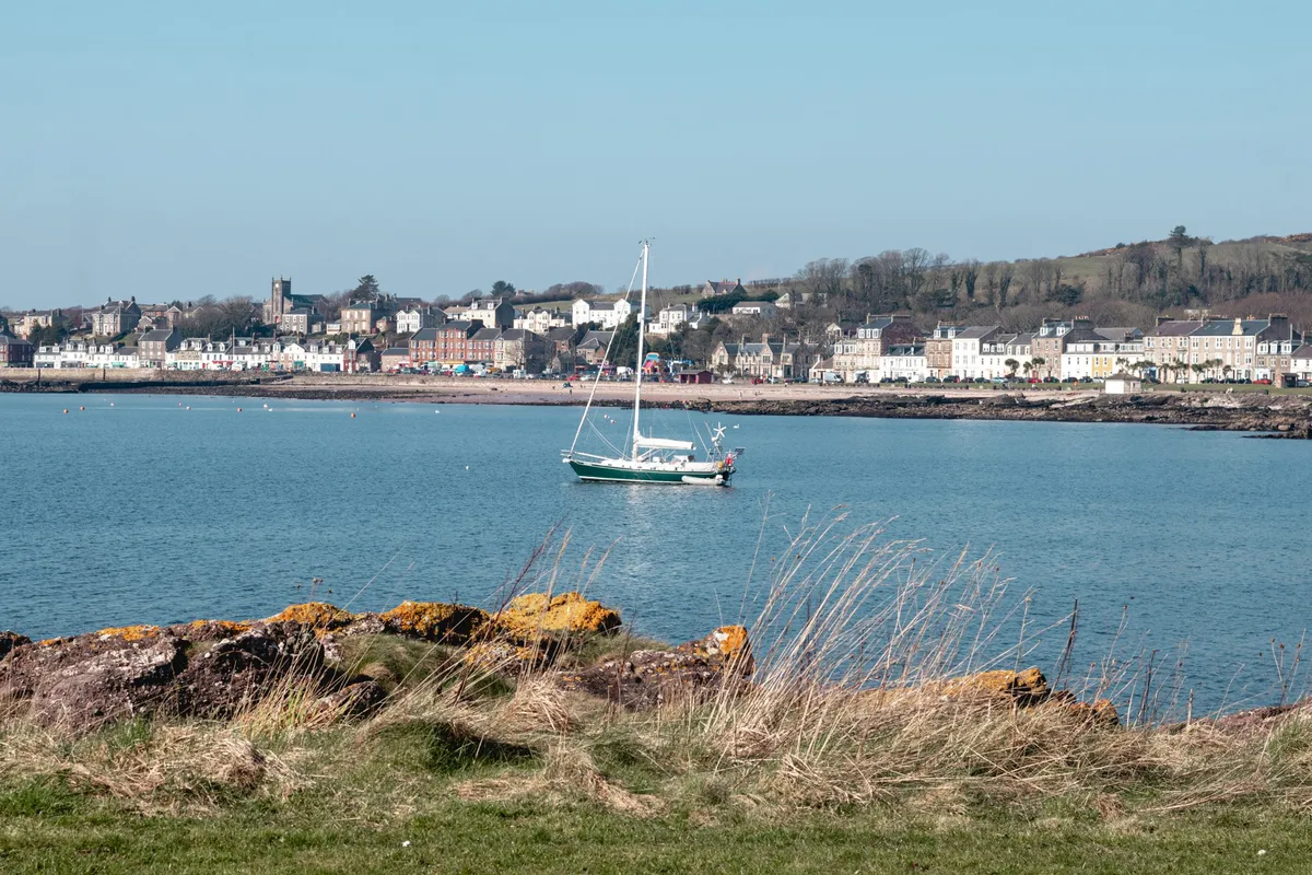 Millport Bay, anchorage in United Kingdom — photo 5