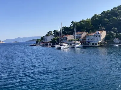 Uvala Pomena, anchorage in Croatia — photo 2