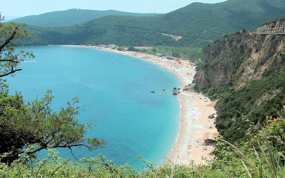 Uvala Ljuta, anchorage in Prčanj, Montenegro — photo 2
