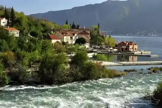 Uvala Ljuta, anchorage in Prčanj, Montenegro — photo 5