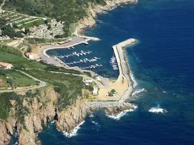 Port de Cargèse, marina in France — photo 4