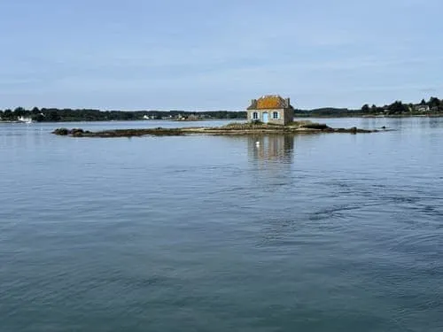 Porh Dan, stop in France — photo 2