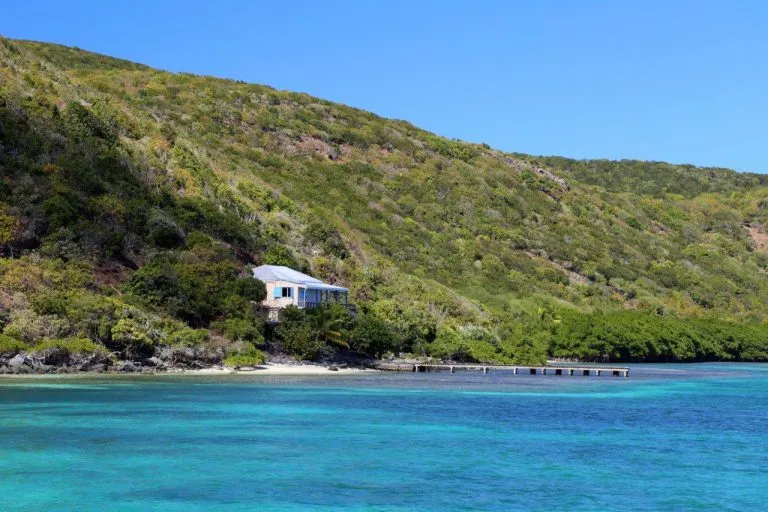Salt Island Bay, anchorage in East End, British Virgin Islands — photo 4
