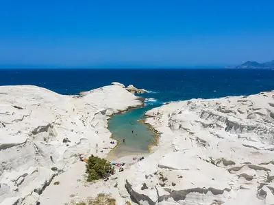 Sarakiniko Beach, stop in Greece — photo 5