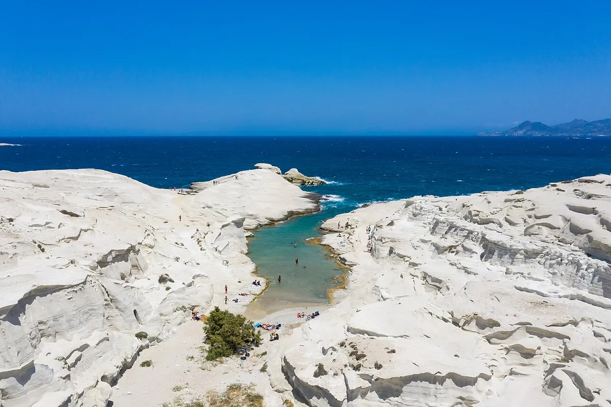 Sarakiniko Beach, stop in Greece — photo 5