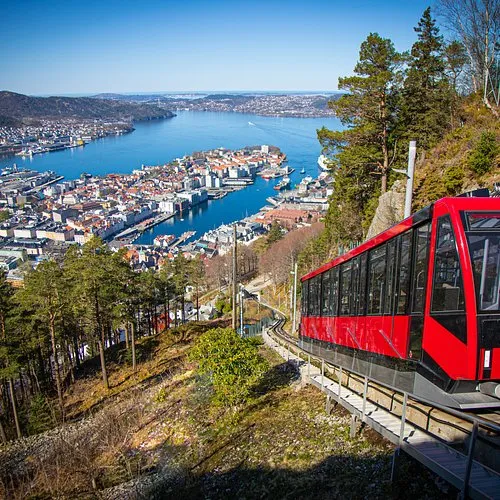 Vågen, stop in Norway — photo 5