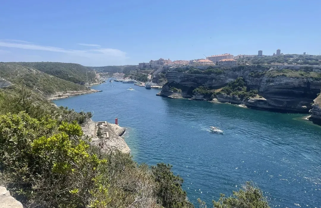 Baie de Stagnolu, anchorage in France — photo 8