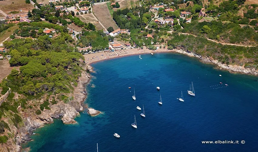 Cala Barbarossa, anchorage in Italy