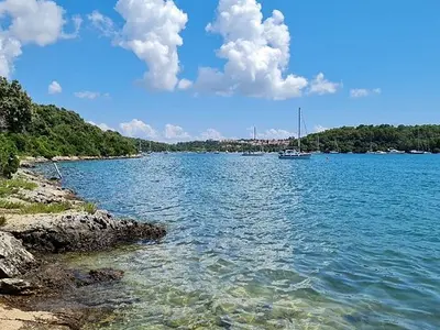 Uvala Portoruša, anchorage in Croatia — photo 3