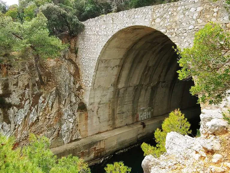 Uvala Kremena, anchorage in Croatia — photo 6
