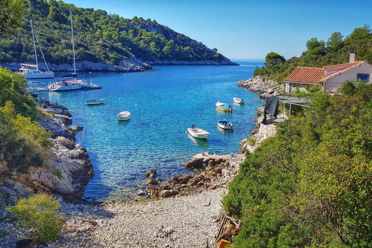 Uvala Sajtija, anchorage in Croatia — photo 4