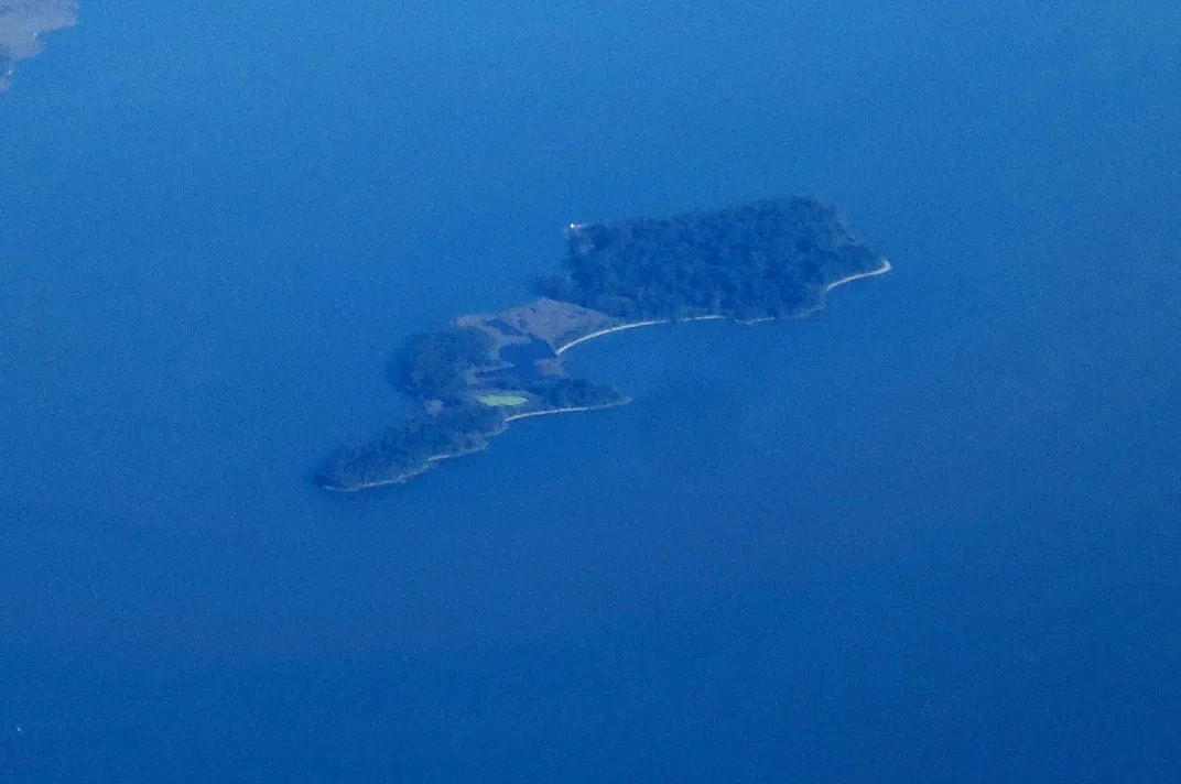 Maryland, stop in Poole, United Kingdom — photo 2