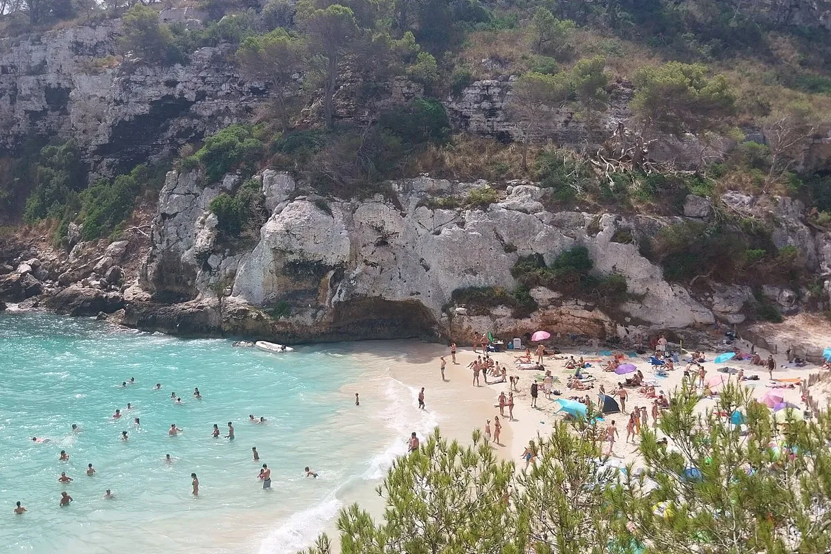 Cala Macarella, anchorage in Spain — photo 4