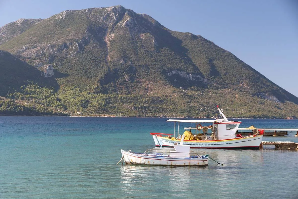Gerolimnionas, stop in Municipal Unit of Kalamos, Greece — photo 5