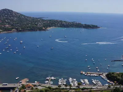 Port d'Agay, stop in Saint-Raphaël, France — photo 4