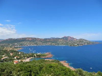 Port d'Agay, stop in Saint-Raphaël, France — photo 2