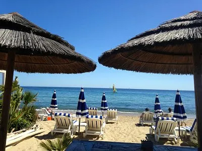 Plage Neptune, stop in Saint-Tropez, France — photo 6